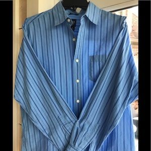 Men’s Gap button down